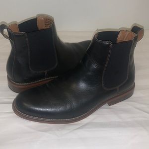 Men’s Black G.H. Bass & Co Chelsea Leather boots.